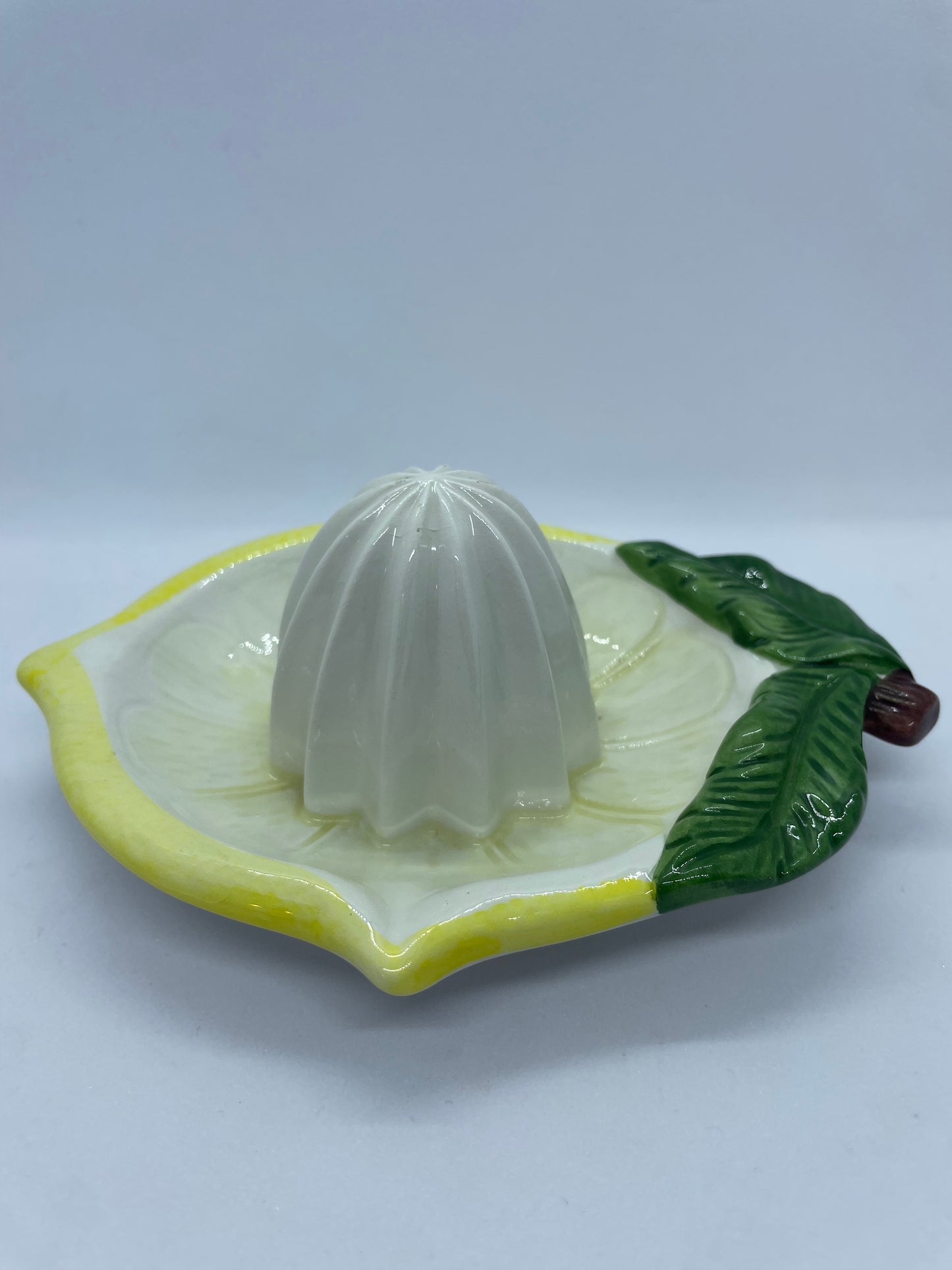 HAND PAINTED ITALIAN lemon juicer