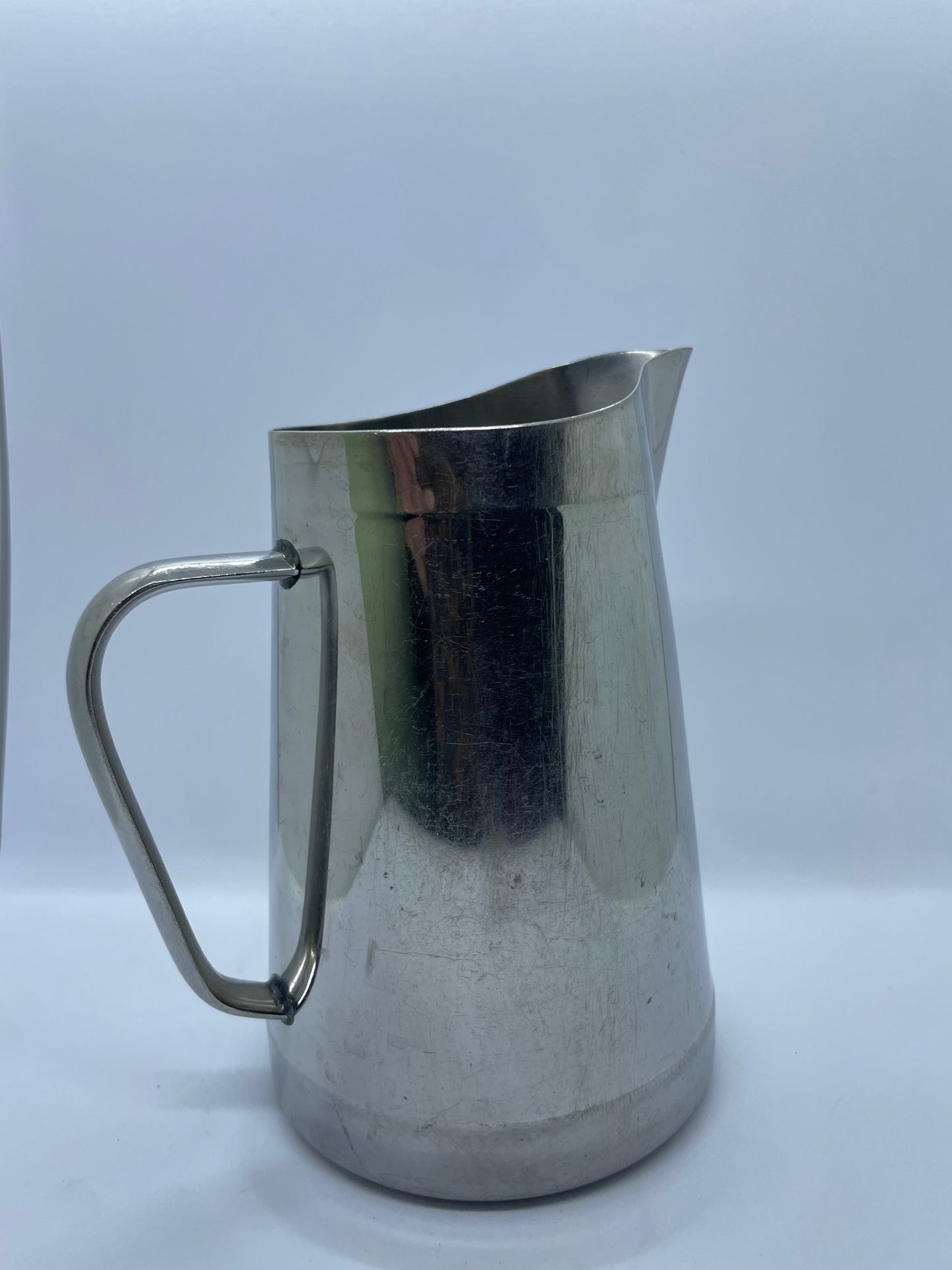 HALLINS SWEDISH STEAM PITCHER (medium)