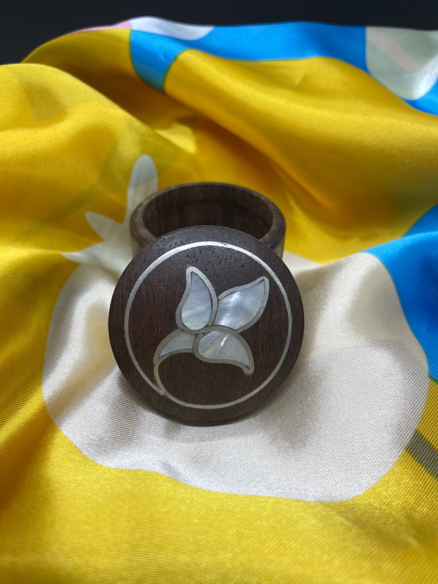 MOTHER of PEARL trinket box