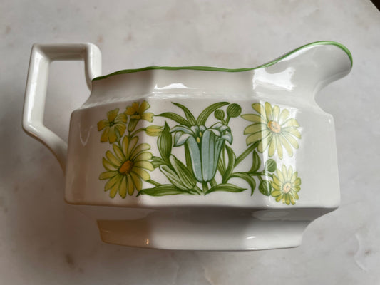 KENSINGTON STAFFORDSHIRE creamer