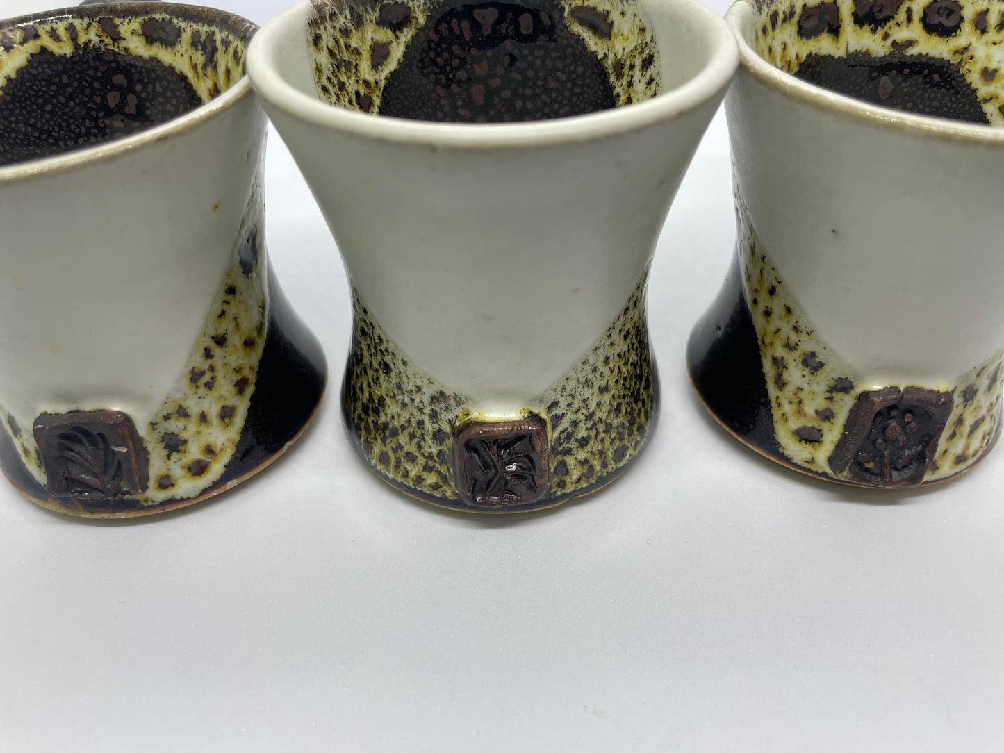 GLAZED POTTERY set of 3